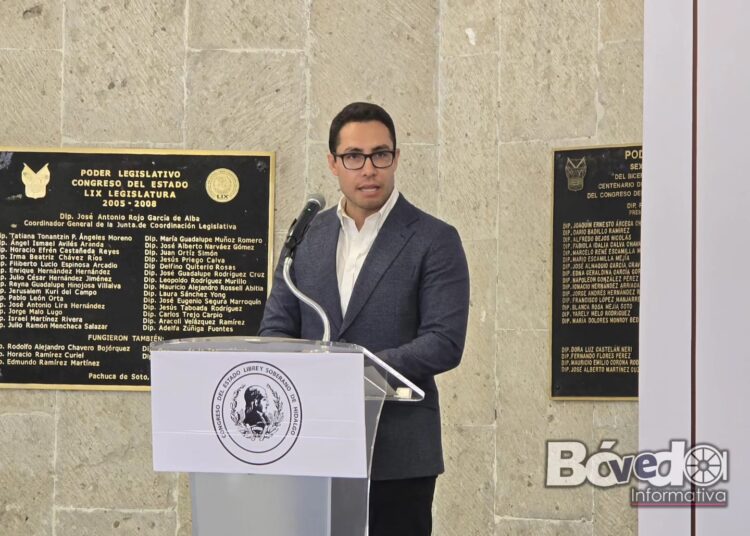 Jorge Reyes entrega en el Congreso del Estado la iniciativa de Ley de Ingresos 2025 para Pachuca