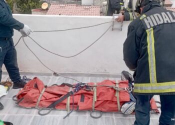 Bomberos llevan a cabo labores de auxilio en  Pachuca y Mineral del Monte