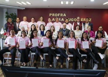 IHE reconoce a docentes que participaron en el programa de Intercambio de Maestros México-Estados Unidos 2024