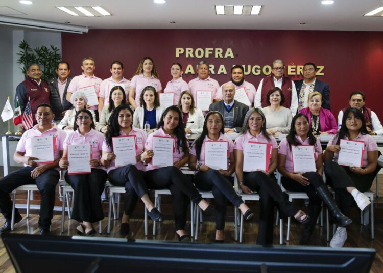 IHE reconoce a docentes que participaron en el programa de Intercambio de Maestros México-Estados Unidos 2024