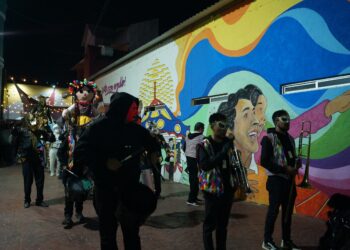 Noches de desfile en la feria de Pachuca Hidalgo 2024