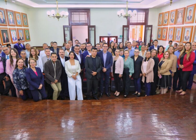 Instalan Comisión de Desarrollo Económico del Ayuntamiento de Pachuca