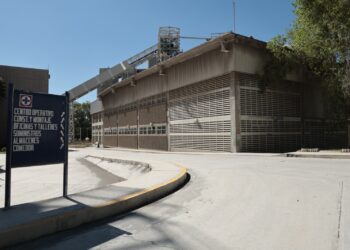 Asociados y trabajadores de la planta Cruz Azul solicitan la intervención del gobierno para resolver conflicto