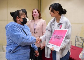 Gretchen Atilano gestiona apoyos de estudios de mastografías con ADO para beneficio de las tizayuquenses