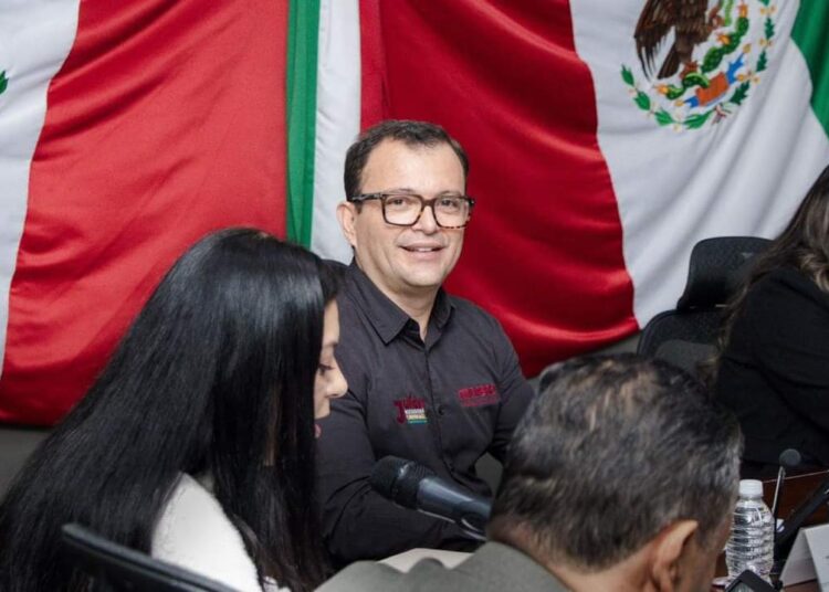 Propone Julián Nochebuena crear Comité Técnico Permanente de Consulta Indígena