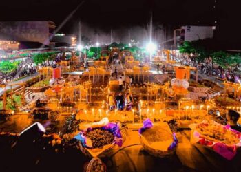 Menchaca Salazar recorre centro ceremonial del Xantolo 2024
