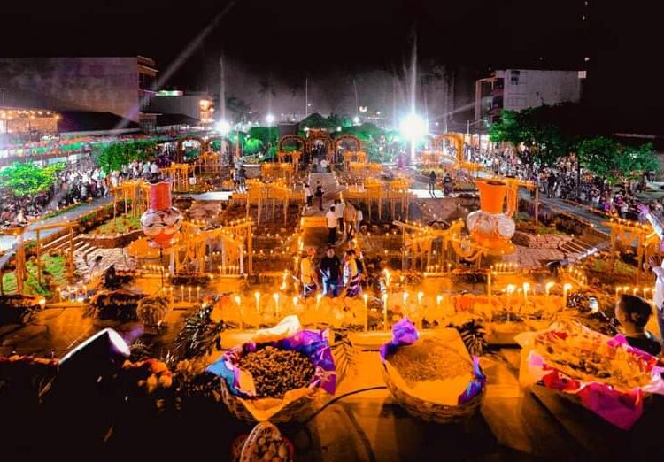 Menchaca Salazar recorre centro ceremonial del Xantolo 2024
