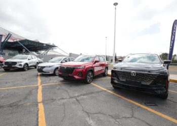 UAEH organiza Expo Auto para administrativos y académicos