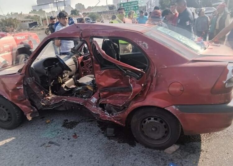 Accidente de tránsito en Atitalaquia deja a una persona sin vida; al menos 4 heridos