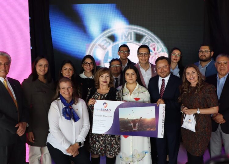 Realizan con éxito el Desfile con Causa de Liverpool a beneficio del Sistema DIF Pachuca