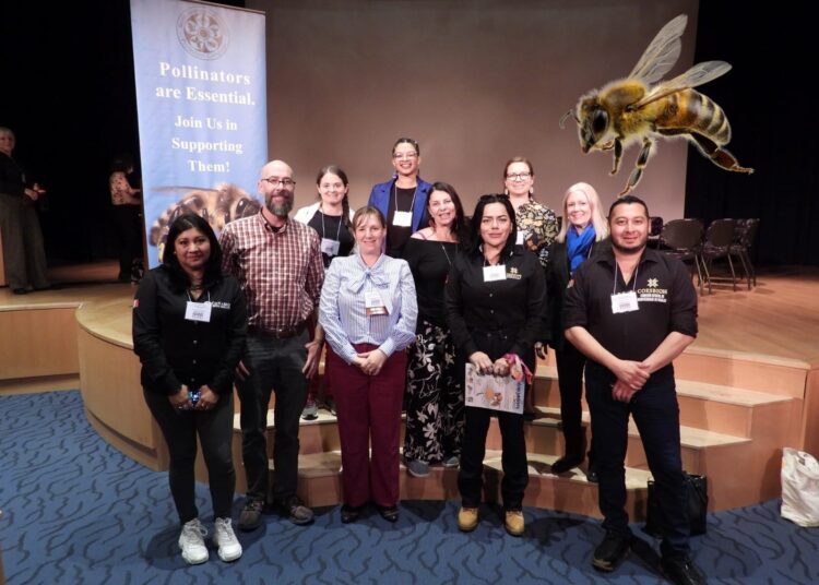 Proyecto hidalguense de protección a polinizadores gana premio internacional