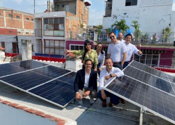 Grupo Rica y Solfium impulsan energía solar en las tiendas