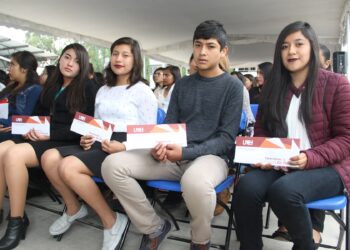 UAEH mantiene abiertas ocho convocatorias para otorgar becas a estudiantes Garza