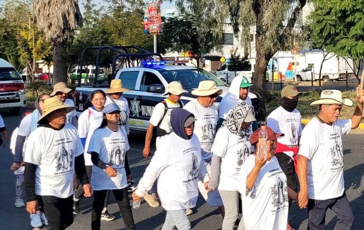 Secretaría de Seguridad Ciudadana y PC de Tizayuca, resguardan el paso de peregrinaciones guadalupanas