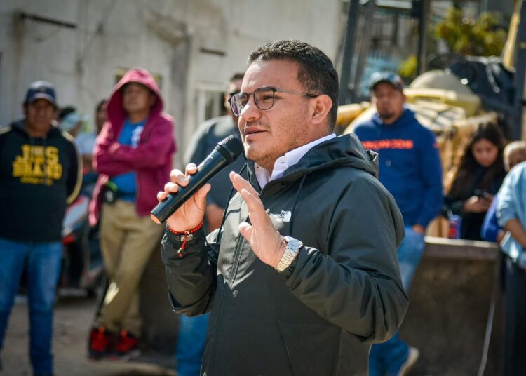 Se inician siete importantes obras de pavimentación en Ixmiquilpan