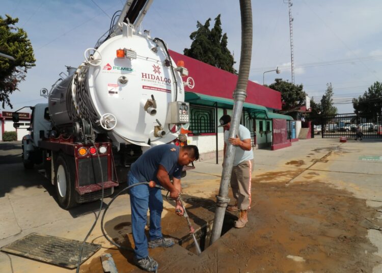 Caasim realiza más de 4 mil desazolves en 2024 para prevenir inundaciones