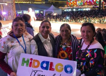 Hidalgo conquista el Zócalo: tradición, arte y cultura se exhiben en ‘Artesanos en el Corazón’