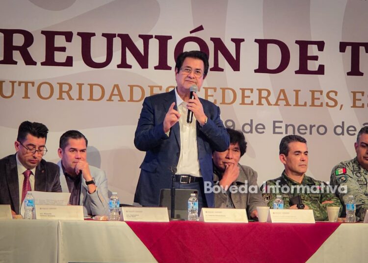 Guillermo Olivares lidera reunión para fortalecer apoyo a migrantes hidalguenses