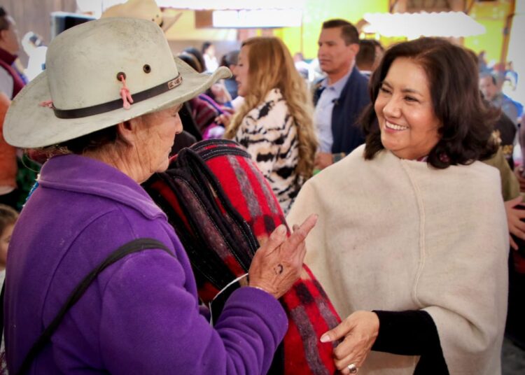 Edda Vite refuerza compromiso con el bienestar de las familias hidalguenses