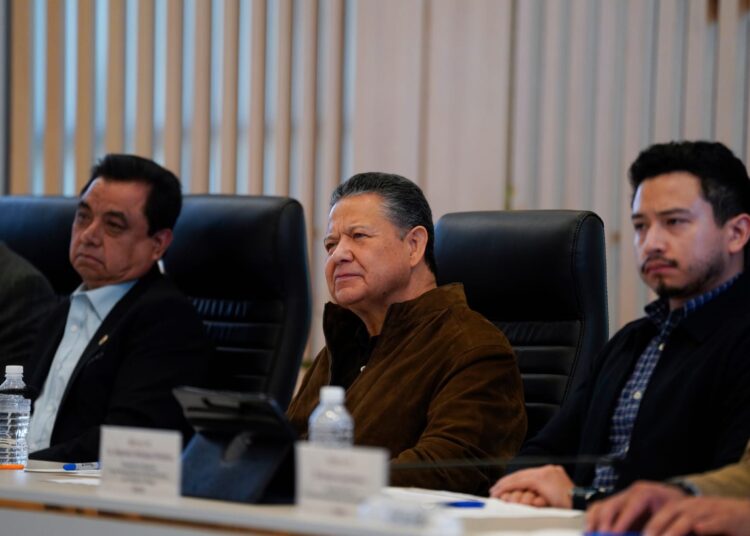 Unidad y cooperación: Julio Menchaca se reúne con la LXVI Legislatura de Hidalgo