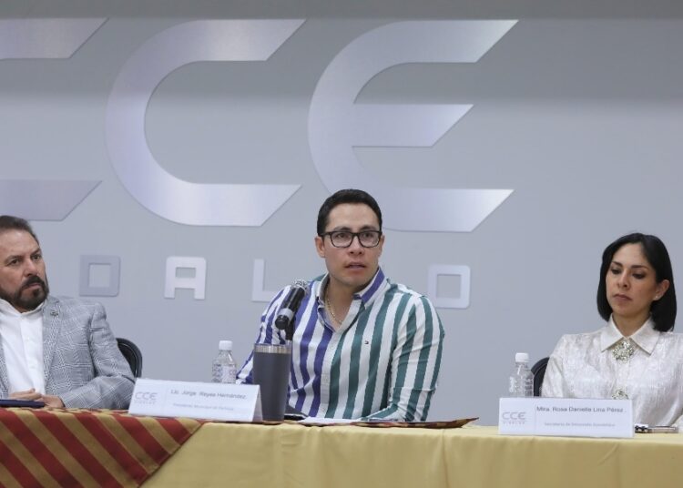 Jorge Reyes y empresarios de Hidalgo acuerdan estrategias para mejorar Pachuca