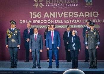 Olivares preside Conmemoración del 156 Aniversario del Estado de Hidalgo