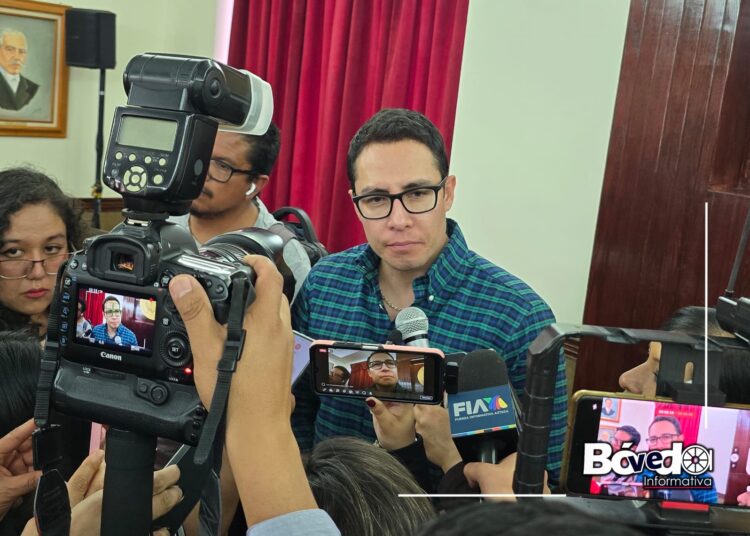 Pachuca combate la informalidad: Alcaldía detecta que el 50% de los comercios opera sin licencia