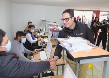 Supervisa Jorge Reyes instalaciones del pago predial