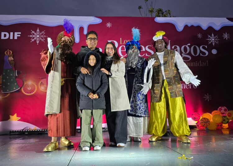¡Éxito total en Pachuquilla y Paseos de Chavarría! Reyes Magos siguen su recorrido por Mineral de la Reforma