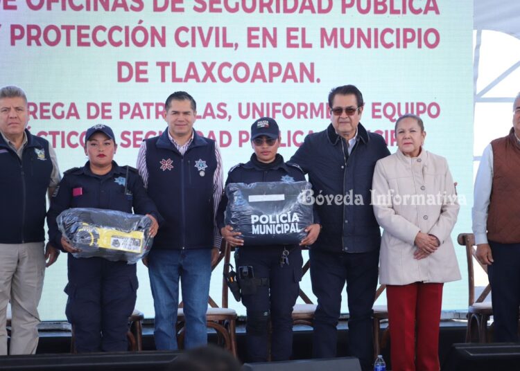 Entrega de patrullas y equipamiento refuerza seguridad en Tlaxcoapan