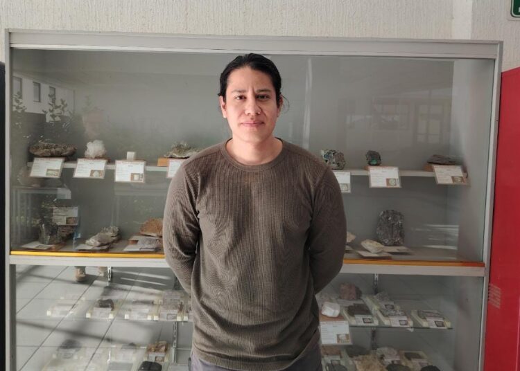 Estudiante Garza viajará a España para explorar nuevas aplicaciones de la obsidiana