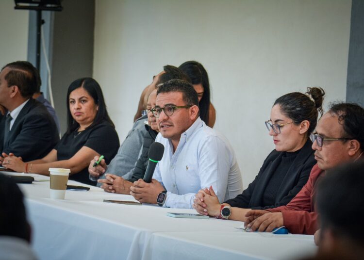 Emanuel Hernández fortalece coordinación con delegados municipales en Ixmiquilpan