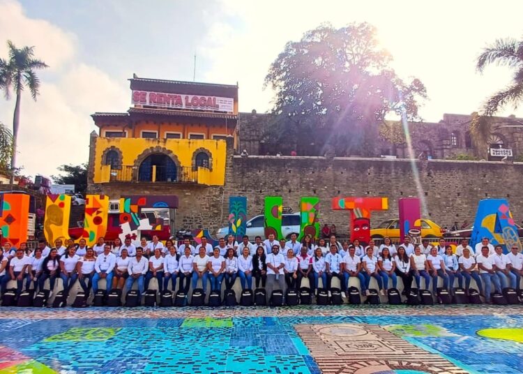 INE Hidalgo da banderazo de salida a las personas capacitadoras-asistentes electorales y supervisoras electorales