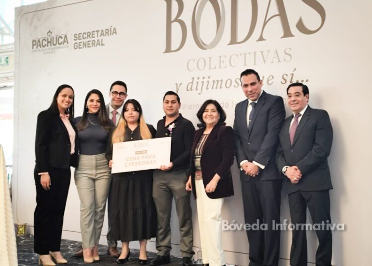 Jorge Reyes encabeza las Bodas Colectivas 2025 en Pachuca: 163 parejas legalizan su unión