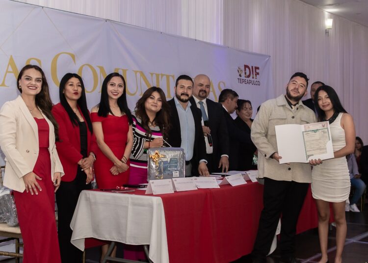 Alfredo Quiroz encabeza las Bodas Comunitarias 2025 en Tepeapulco