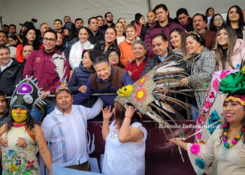 ¡Carnaval en Hidalgo: Una fiesta de tradición y color!
