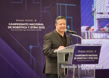 Julio Menchaca inaugura el XVI Campeonato Nacional de Robótica y Habilidades STEM en Hidalgo