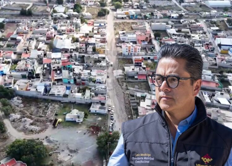 Eduardo Medécigo supervisa daños causados por lluvias en Mineral de la Reforma