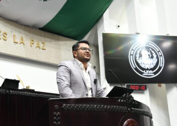 Diputados intercambian ideas con regidores y síndicos jóvenes