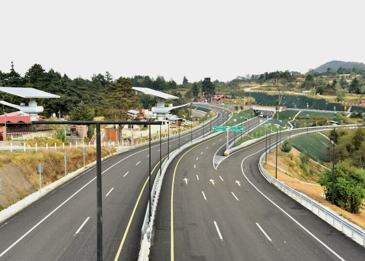 Labores de limpieza y estabilización de carretera Huasca- Real del Monte continuarán hasta el 31 de mayo