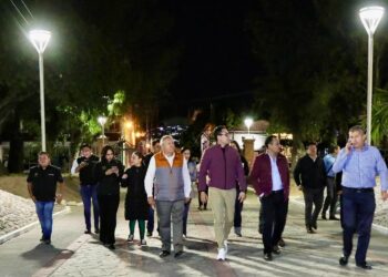 Supervisa Jorge Reyes rehabilitación del emblemático Parque Hidalgo