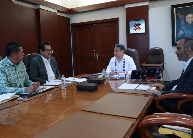 Encabeza Julio Menchaca reunión de seguridad ante el inicio de la temporada vacacional