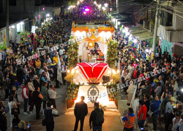 Tlaxcoapan celebra con fervor la Solemne Vigilia y Procesión de Espigas, tradición de más de 82 años