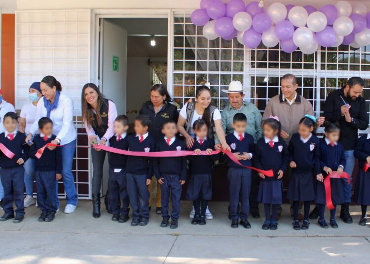 Yazmín Dávila inaugura seis Espacios de Alimentación para la nutrición infantil en Singuilucan