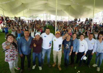 Niñas y niños disfrutaron del Festival de la Alegría en El Arenal