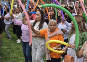 Más de 2 mil madres celebran su día en Atitalaquia con música, regalos y alegría
