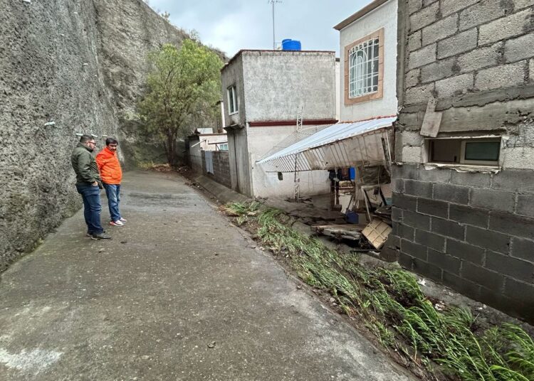 Tras colapso de barda en Colinas de Plata, Protección Civil de Mineral de la Reforma actúa de inmediato