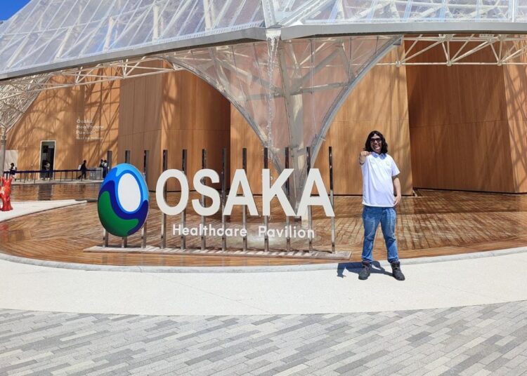 Estudiante de la UAEH triunfa en reto tecnológico en Japón