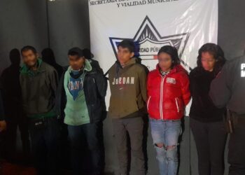 Policía de Pachuca detiene a cinco tras asalto a repartidor en la Felipe Ángeles