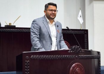 Moreno Zamora impulsa iniciativa para mejorar servicios municipales y garantizar perfiles más preparados